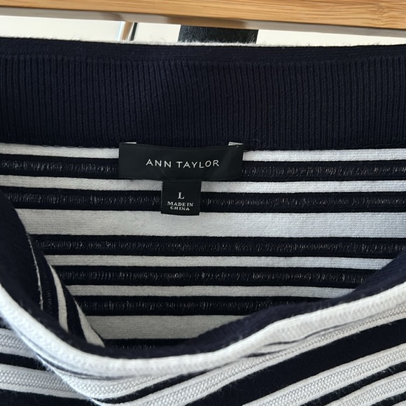 Skirt with expandable waist - Picture 3 of 3